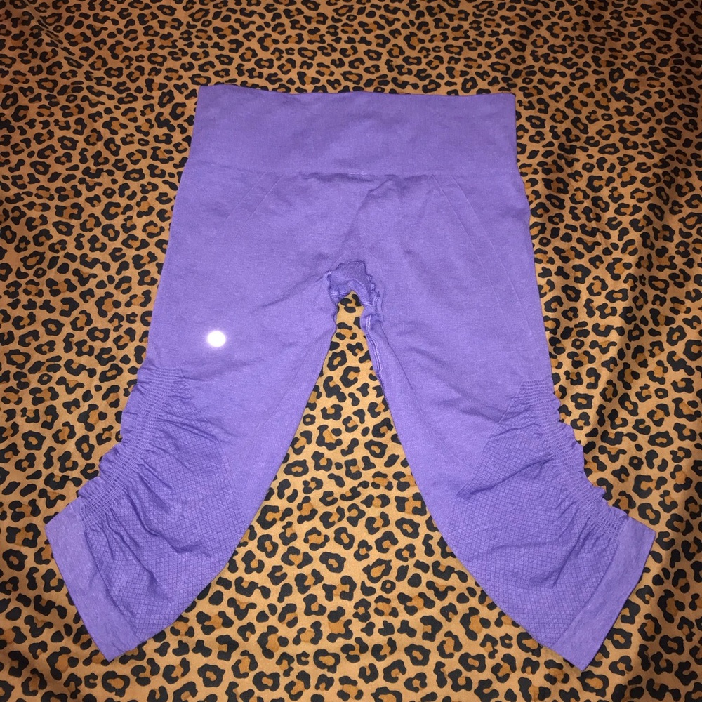 Lululemon EBB TO FLOW CROP BOTTOMS